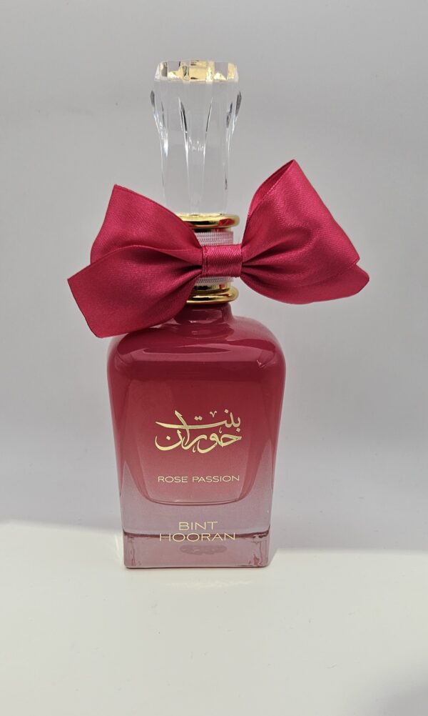BINT HOORAN rose passion