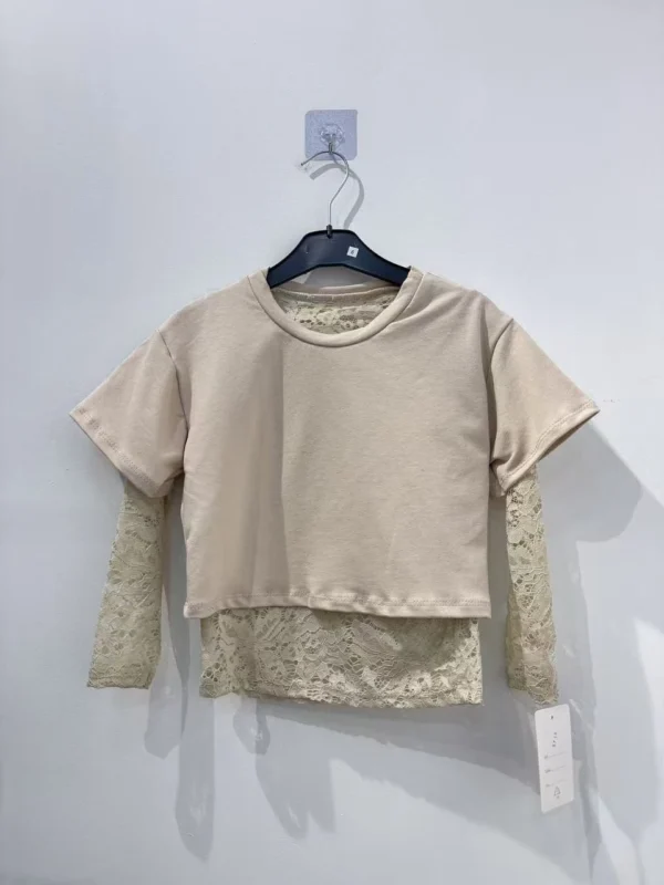 TOP A DENTELLE BEIGE