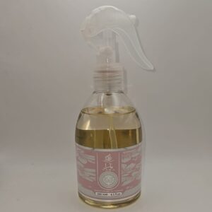 SPRAY TEXTILE ET INTERIEUR  » YARA ROSE « 